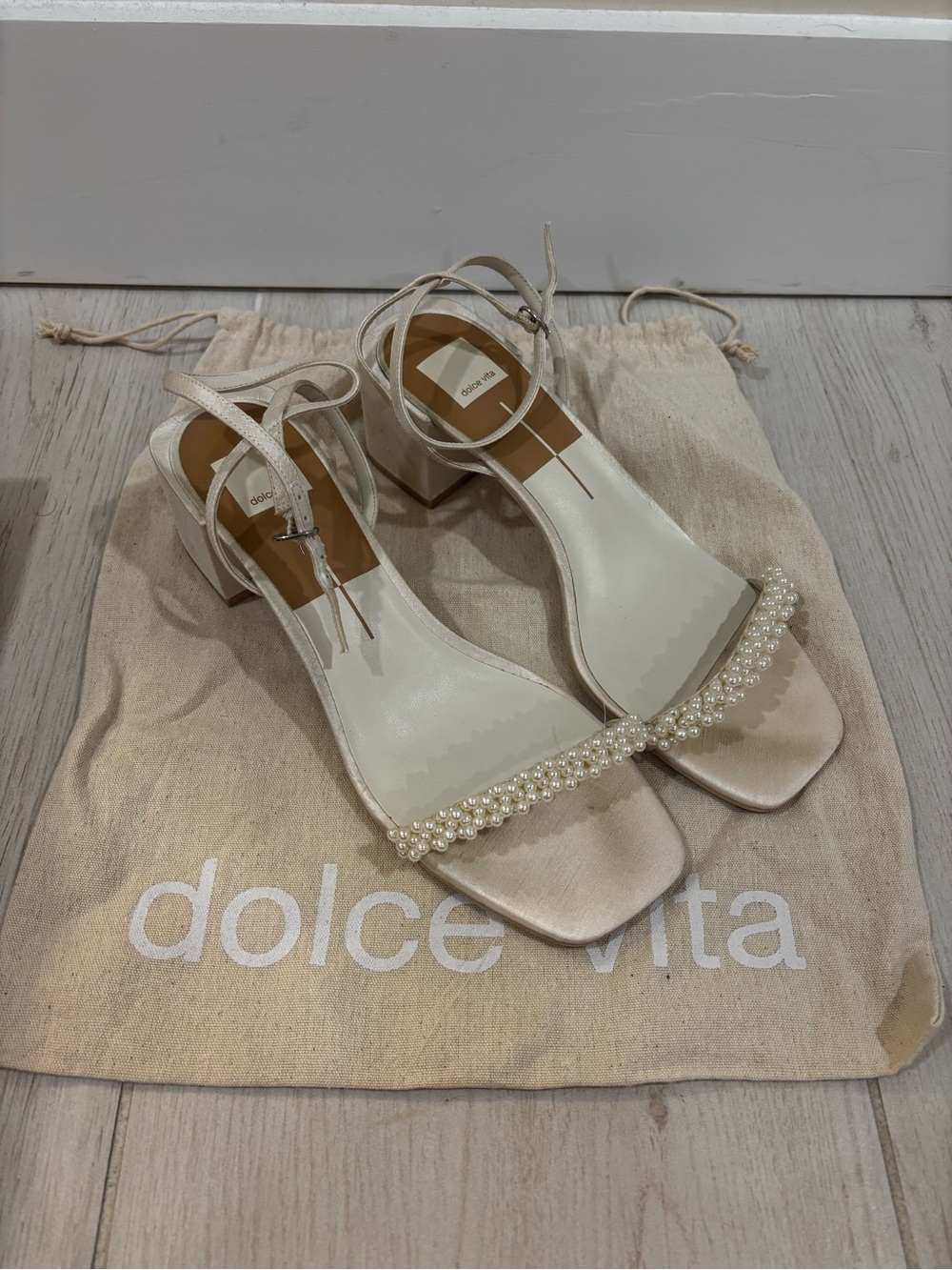 Dolce Vita Women's Ivory Pearl Block Heels